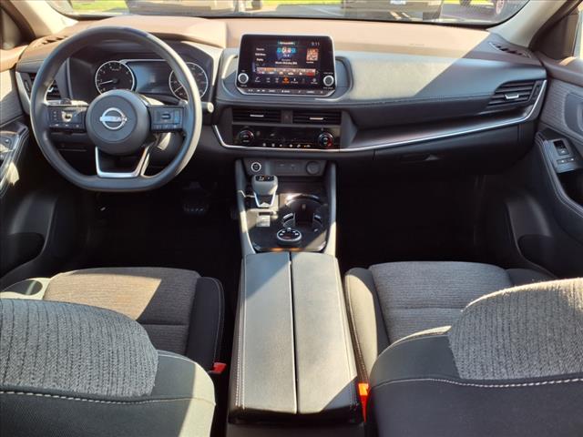 2023 Nissan Rogue SV - Photo 13