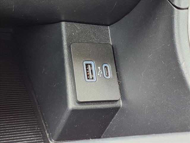 2024 Ford Edge SEL - Photo 17