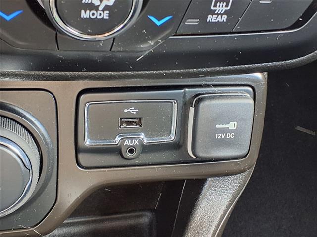 2021 Jeep Renegade Latitude - Photo 18
