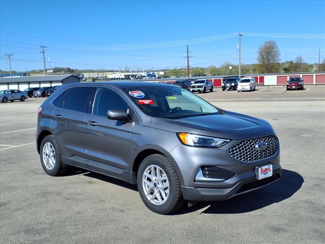 2023 Ford Edge SEL - Photo 1