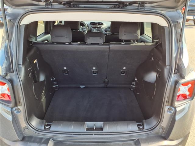 2021 Jeep Renegade Latitude - Photo 21