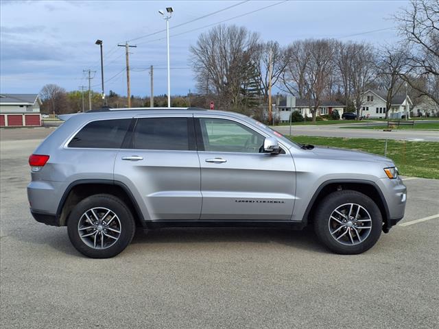 2017 Jeep Grand Cherokee Limited - Photo 2