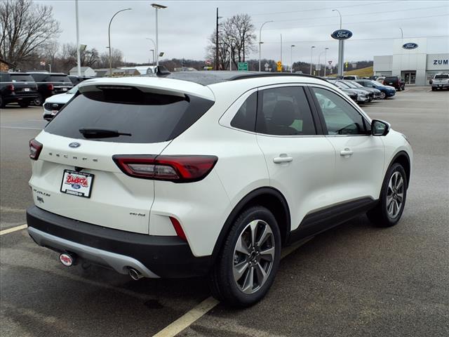 2025 Ford Escape Platinum - Photo 2