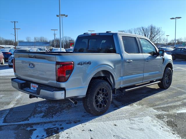 2025 Ford F-150 XLT - Photo 2