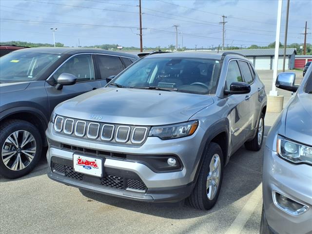 2022 Jeep Compass Latitude - Photo 2