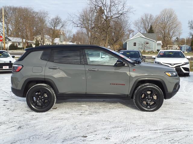 2024 Jeep Compass Trailhawk - Photo 2