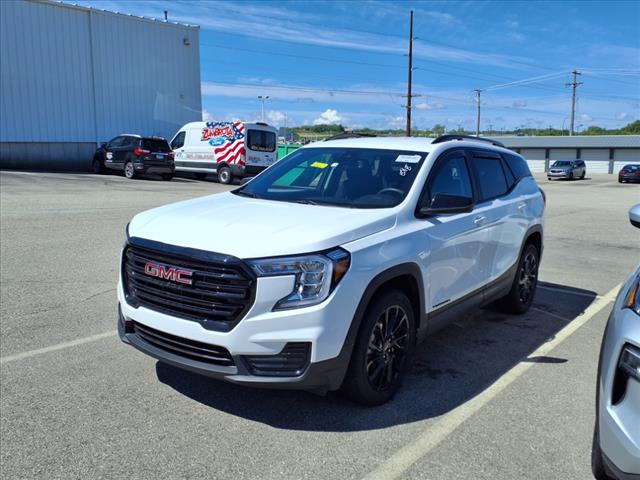 2023 GMC Terrain SLE - Photo 2