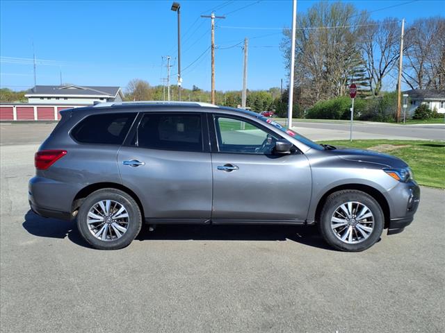 2019 Nissan Pathfinder SV - Photo 2