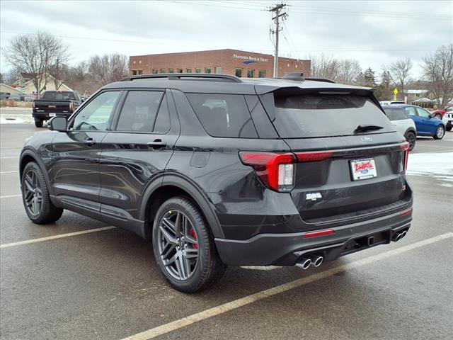 2025 Ford Explorer ST - Photo 4