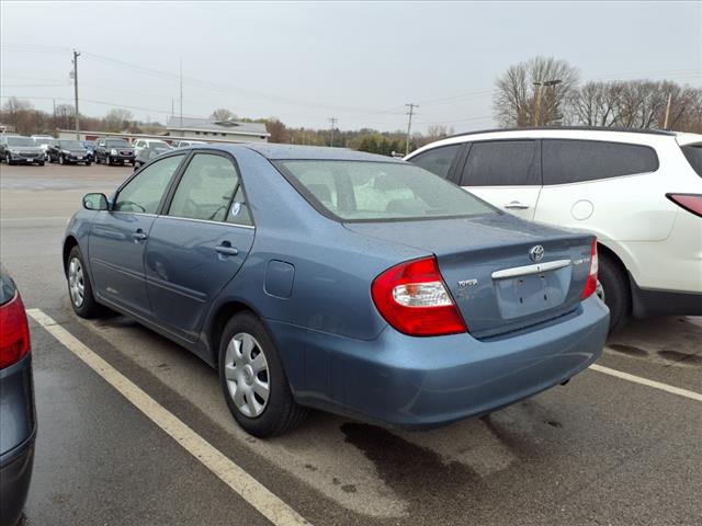 2004 Toyota Camry LE - Photo 4