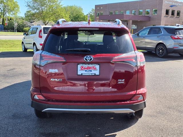 2018 Toyota RAV4 XLE - Photo 5