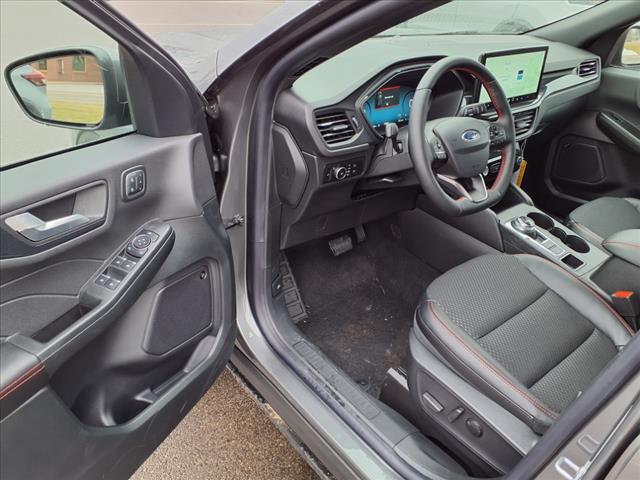 2025 Ford Escape ST-Line Select - Photo 6