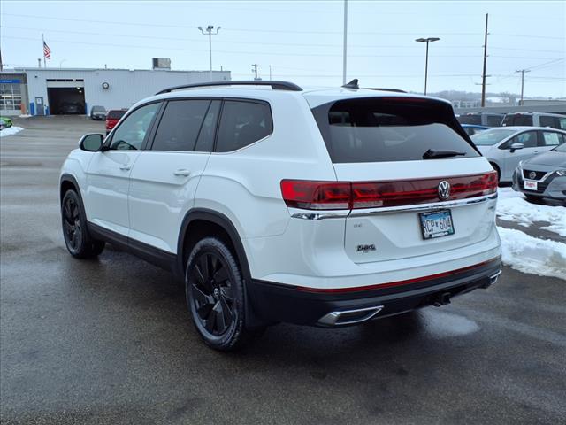 2024 Volkswagen Atlas SE 4Motion - Photo 6