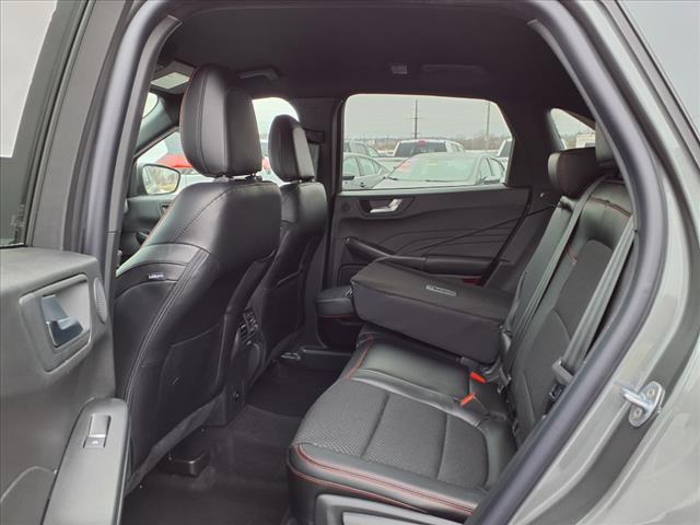 2025 Ford Escape ST-Line Select - Photo 7