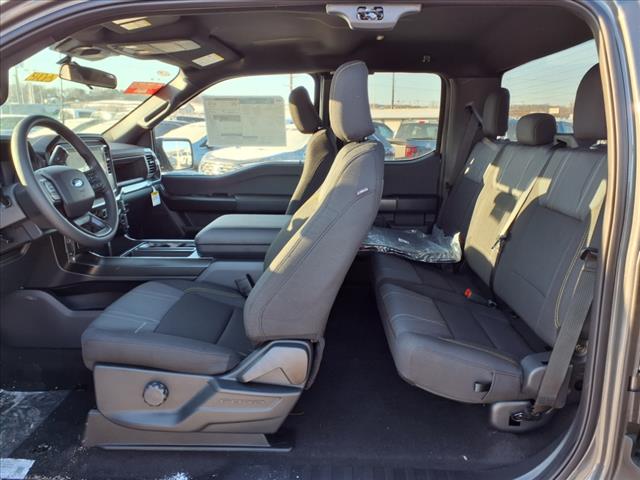 2025 Ford F-150 STX - Photo 7