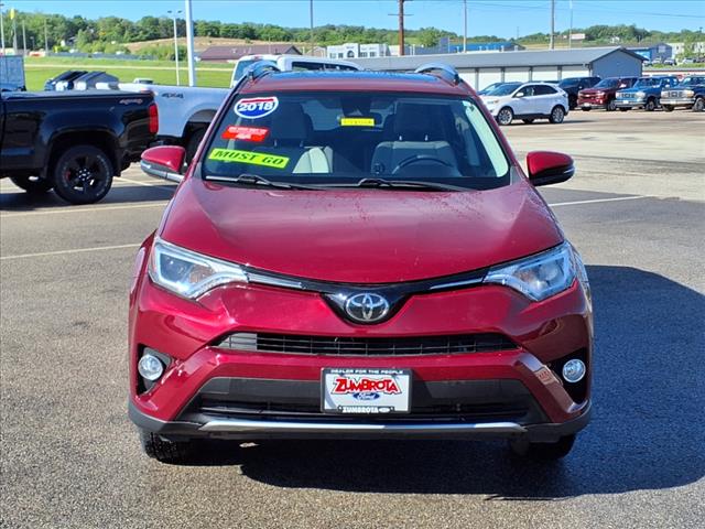 2018 Toyota RAV4 XLE - Photo 9