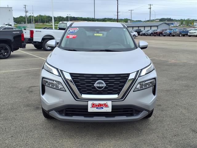 2023 Nissan Rogue SV - Photo 9