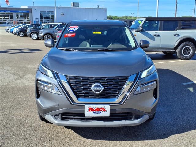 2023 Nissan Rogue SV - Photo 9