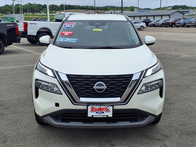 2023 Nissan Rogue SV - Photo 9