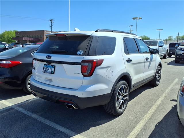 2016 Ford Explorer Sport
