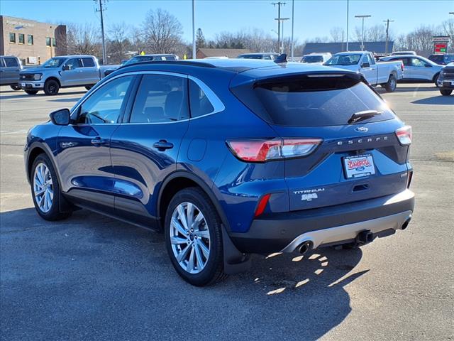 2022 Ford Escape Hybrid Titanium