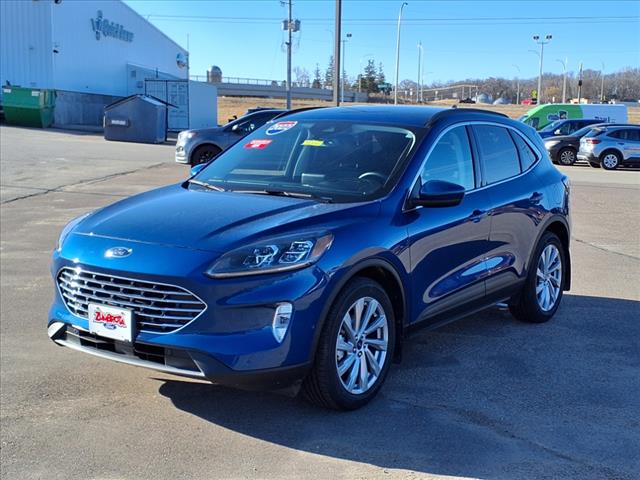 2022 Ford Escape Hybrid Titanium
