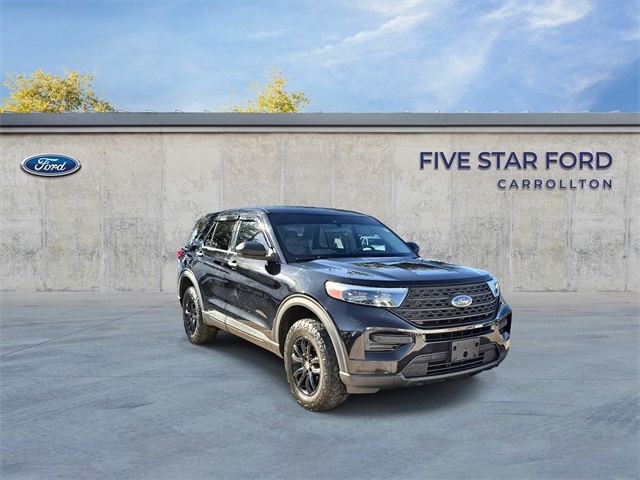 2021 Ford Explorer Limited Sport photo 2