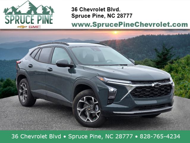 2025 Chevrolet Trax LT w/ LT Convenience and Blackout Pkg