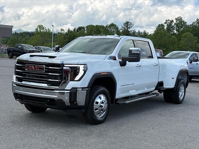 2025 GMC Sierra 3500HD SLT 4WD w/ SLT Premium Pkg