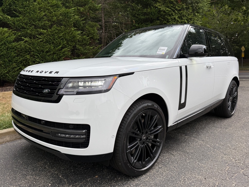 2025 Land Rover Range Rover P530 SE