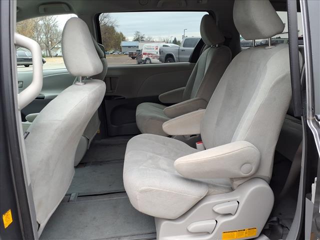 2011 Toyota Sienna Base 7-Passenger