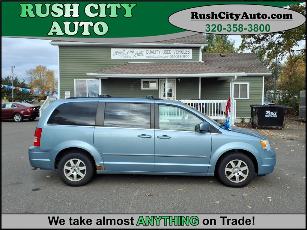 2010 Chrysler Town & Country