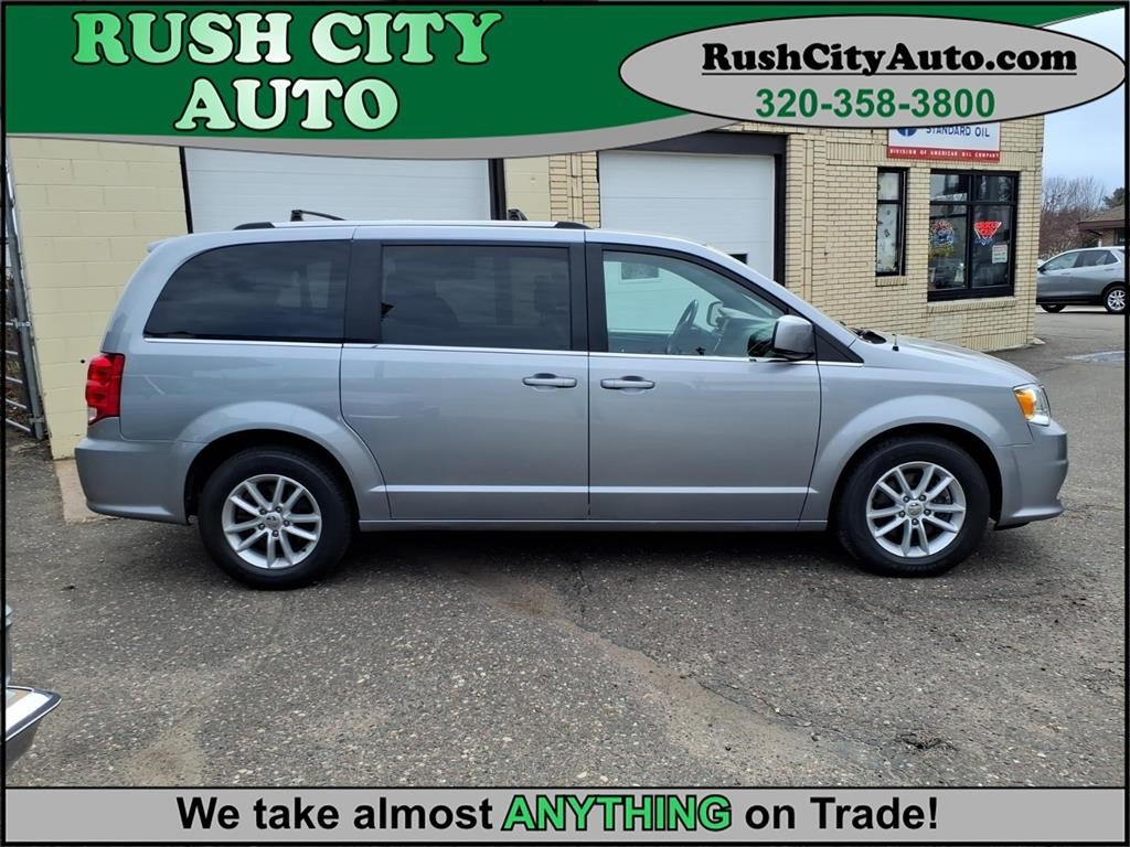 2019 Dodge Grand Caravan SXT - main photo