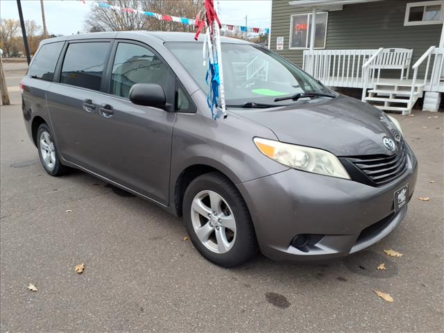 2011 Toyota Sienna Base 7-Passenger