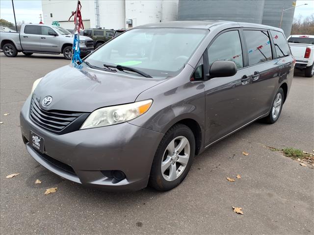2011 Toyota Sienna Base 7-Passenger