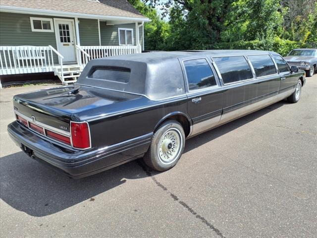1997 Lincoln Town Car Executive