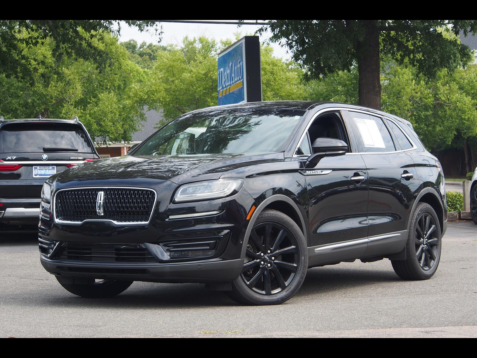 Infinite Black (um) 2020 Lincoln Nautilus SUV / Crossover All-Wheel Drive 8-Speed Automatic