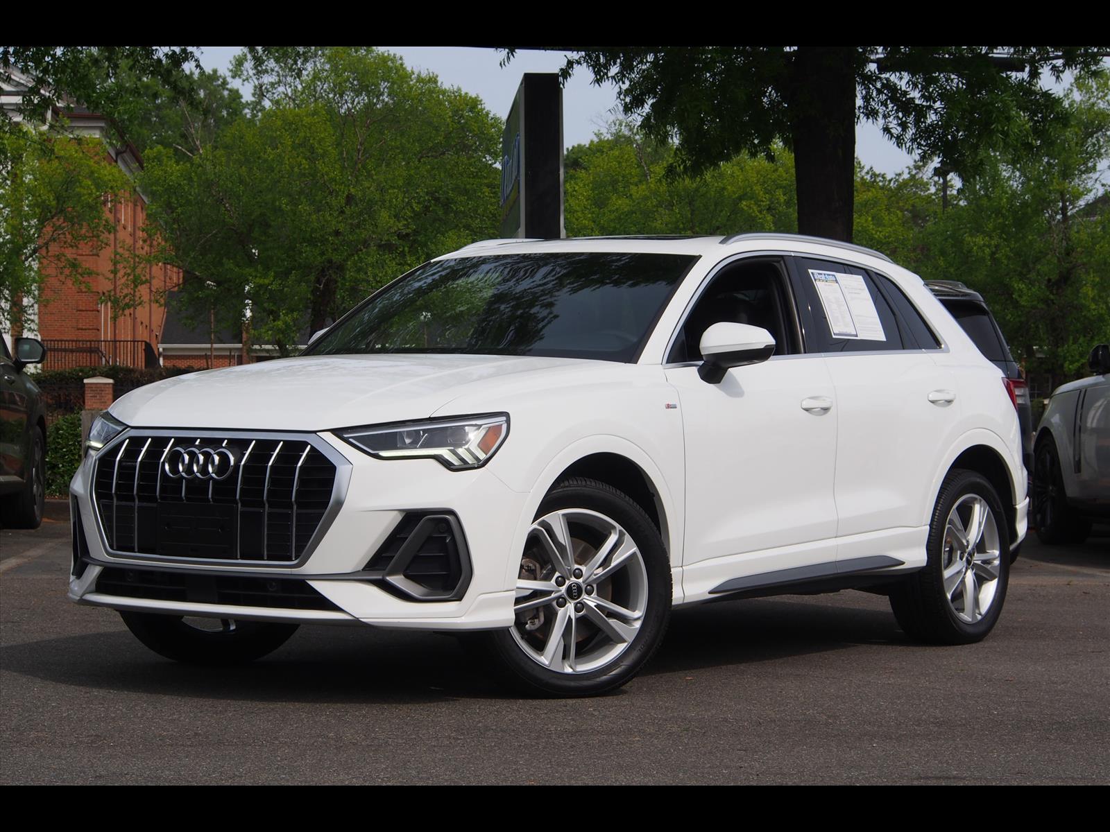 Ibis White (t9t9) 2023 Audi Q3 quattro Premium Plus S Line 45 TFSI SUV / Crossover All-Wheel Drive 8-Speed Automatic