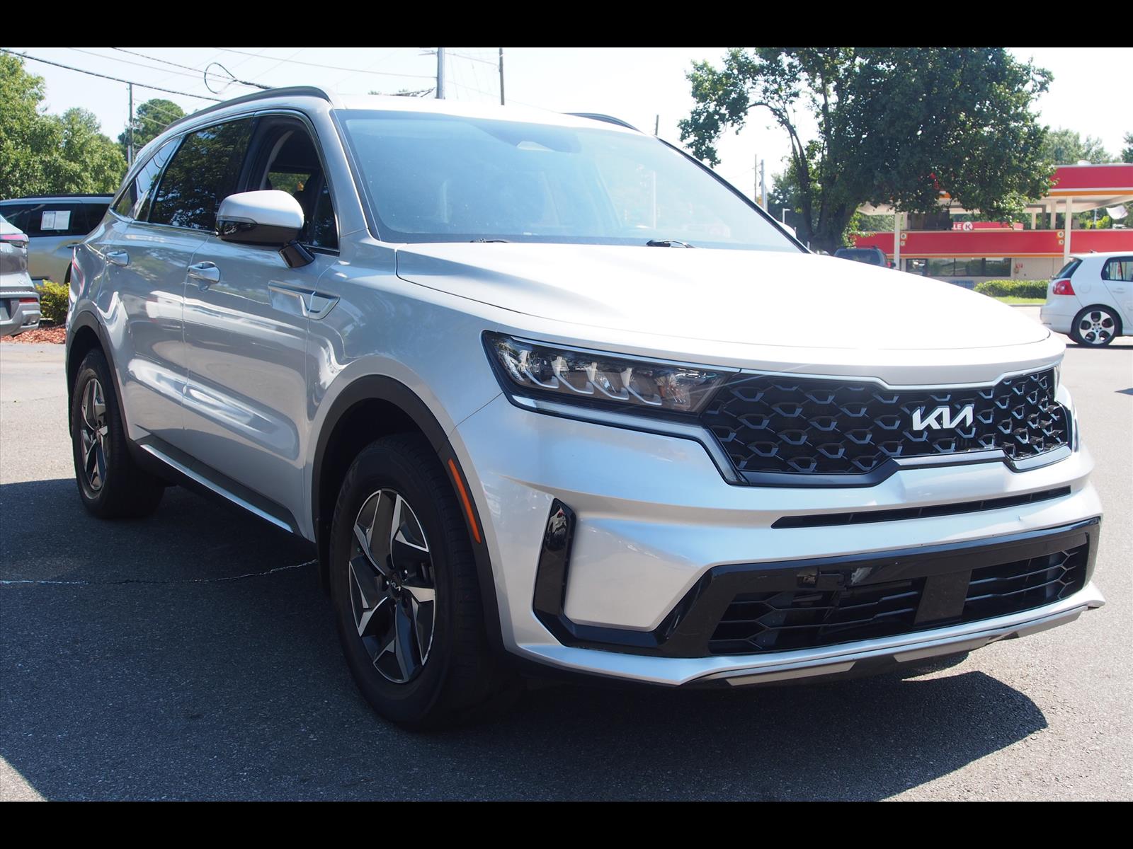 View vehicle photo 7