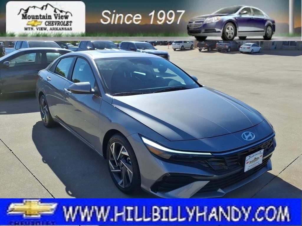 2025 Hyundai Elantra SEL Convenience