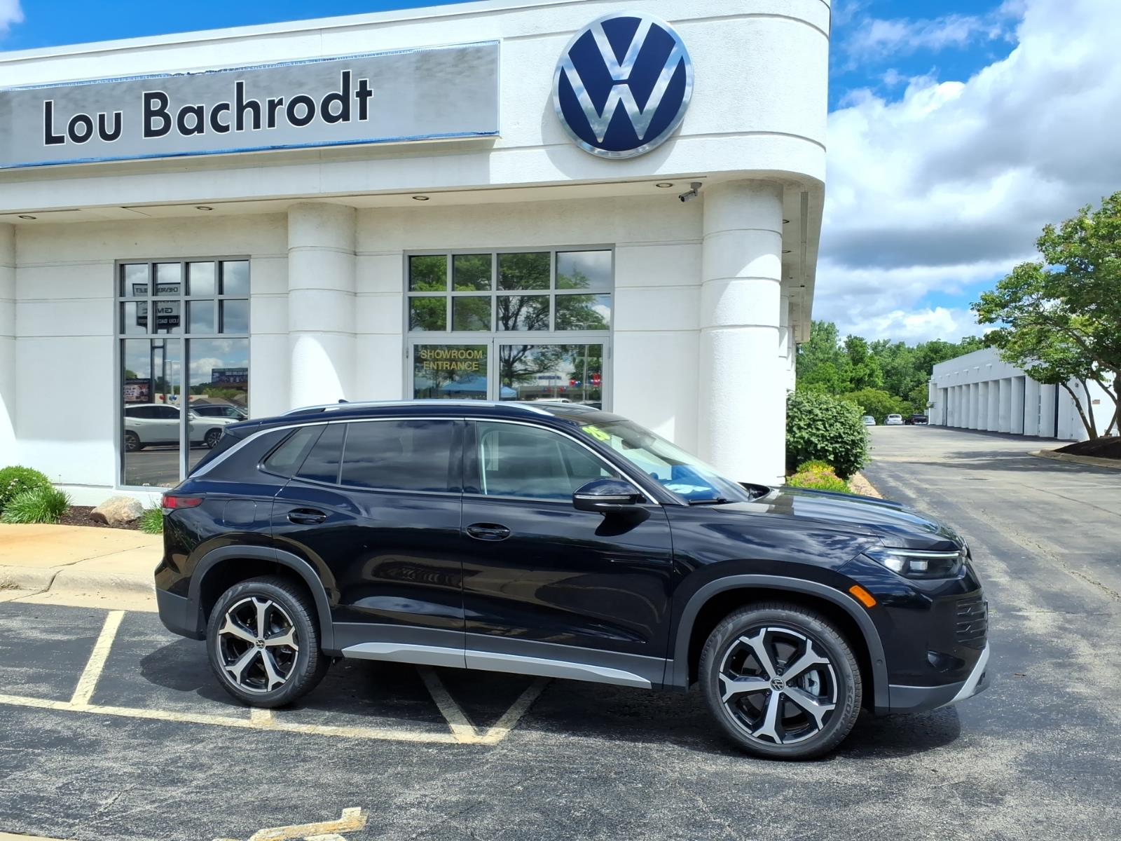 2026 Volkswagen Tiguan SE 4Motion