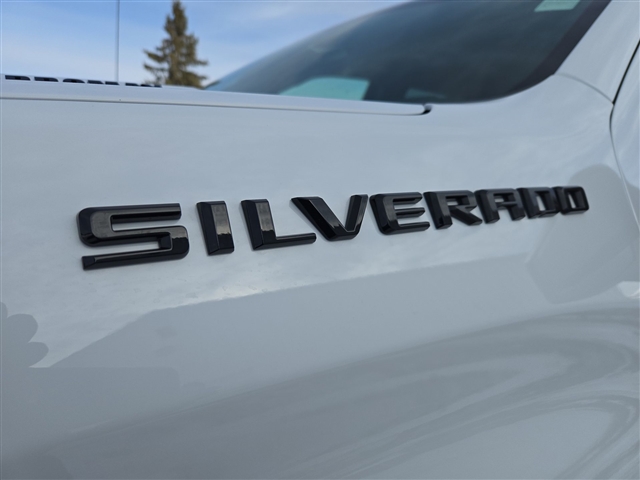 https://cdn.getauto.com/photos/6/244546/30c/3GCPDEEKXRG377583-30c.jpg