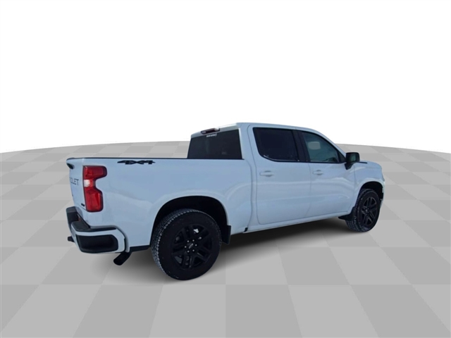 https://cdn.getauto.com/photos/6/244546/8c/3GCPDEEKXRG377583-8c.jpg