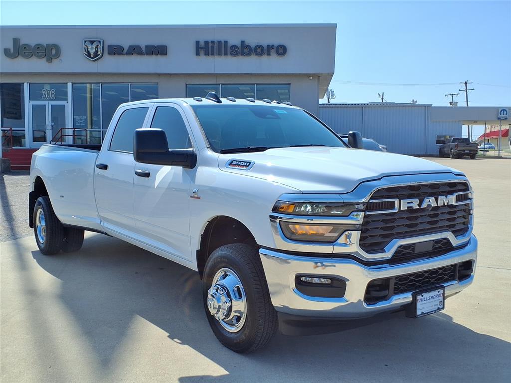 2026 Ram Ram Pickup 3500 Tradesman