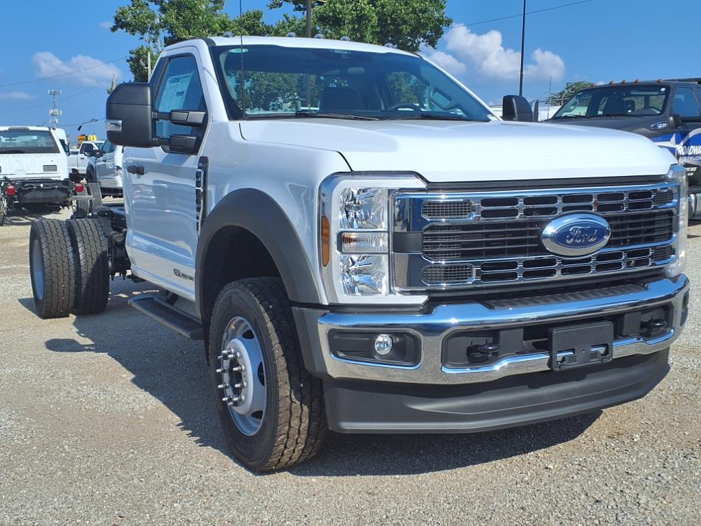 2025 Ford XL