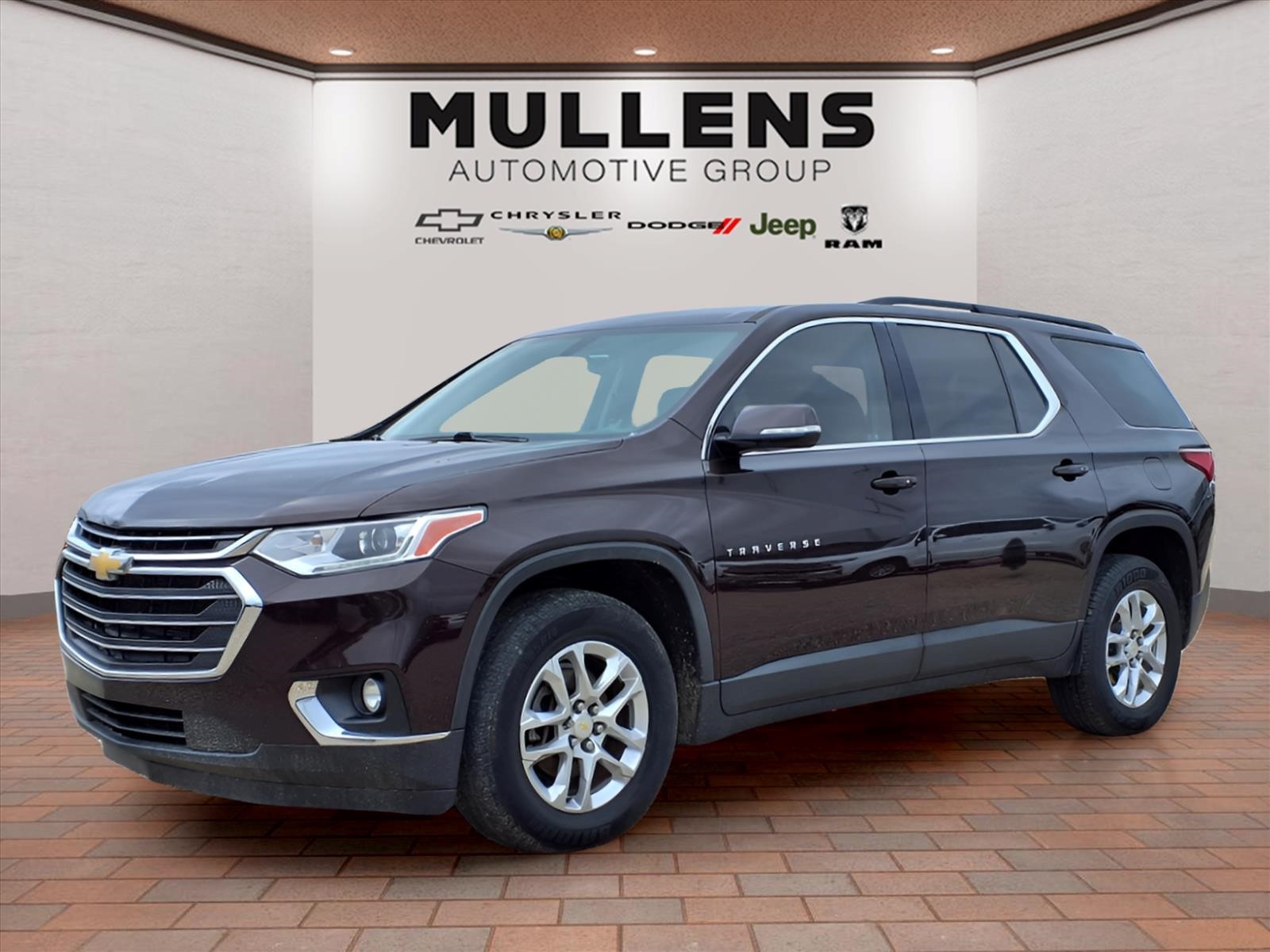 2020 Chevrolet Traverse LT Cloth