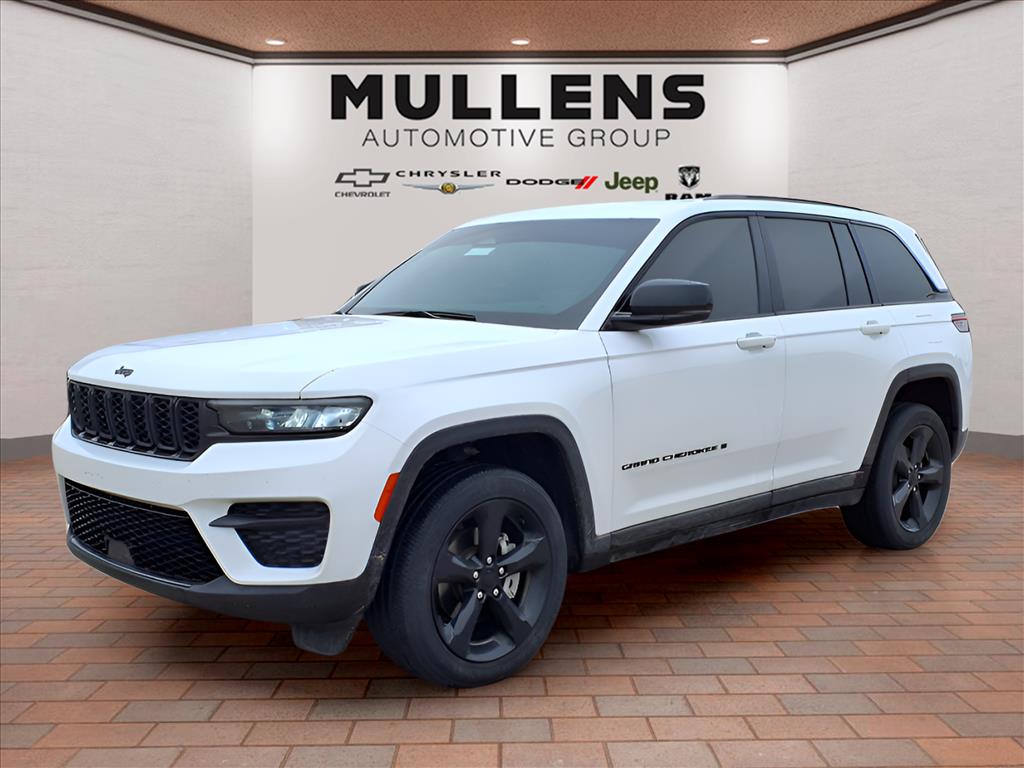 2023 Jeep Grand Cherokee Altitude