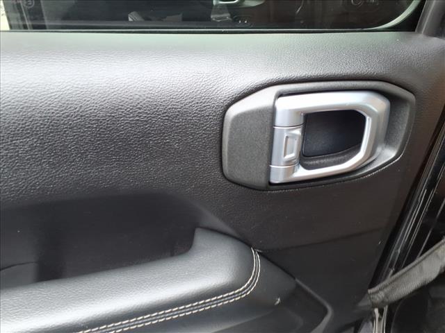 2020 Jeep Wrangler Unlimited Sahara:1035U