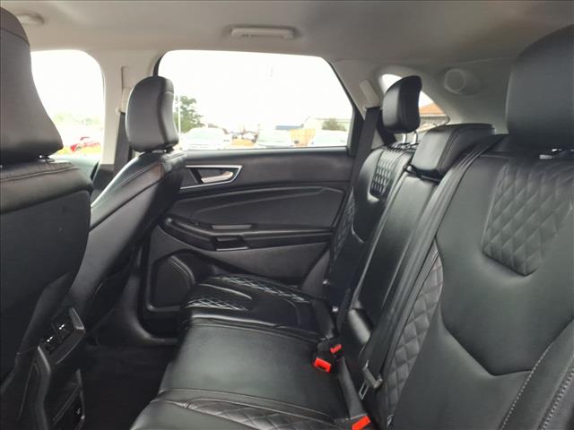 2024 Ford Edge Titanium:1031U