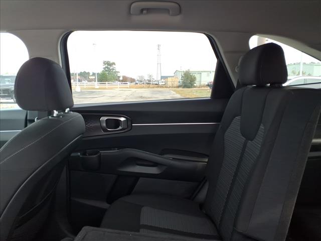 2022 Kia Sorento LX:16914T